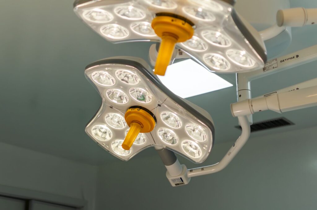 Surgical equipment and overhead lights in a veterinary operating room